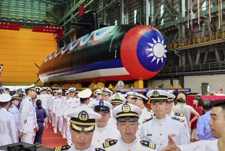 Taiwan launches the island's first domestically made submarine for testing