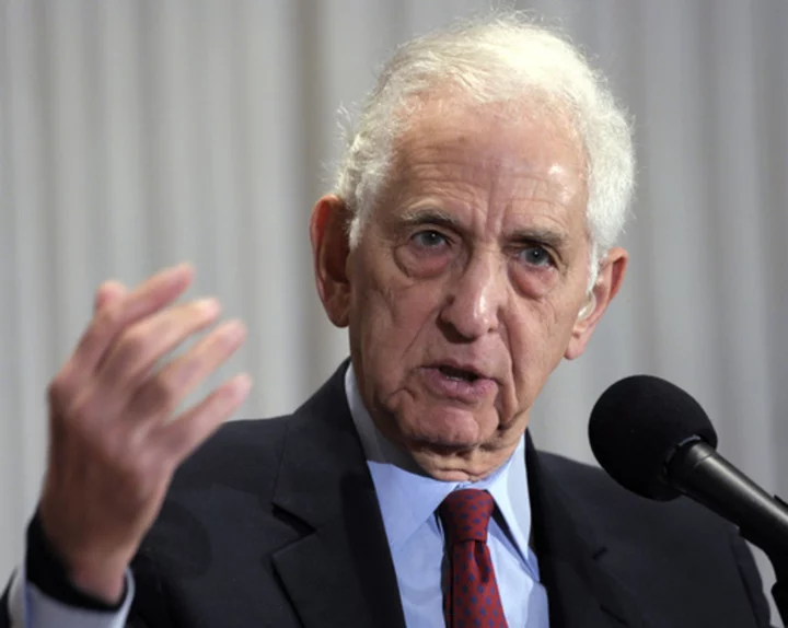 Vietnam-era whistleblower Daniel Ellsberg, who leaked Pentagon Papers, dies at 92