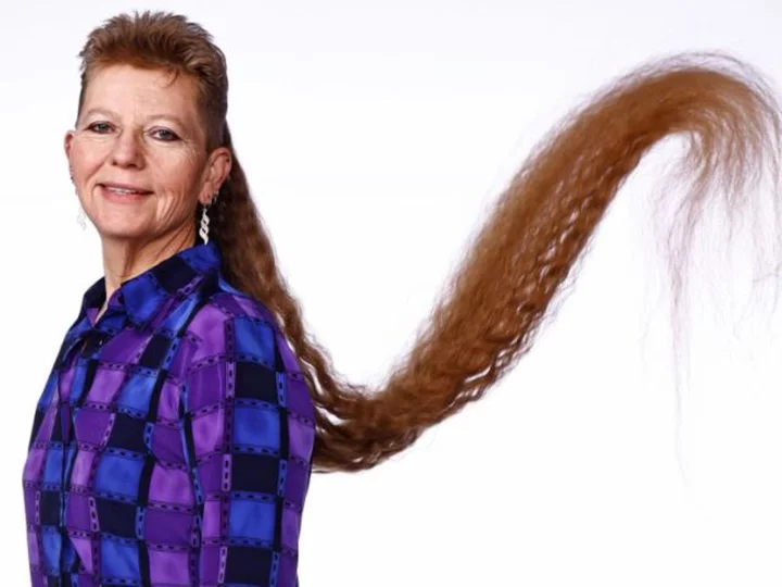 US woman sets record for world's longest female mullet