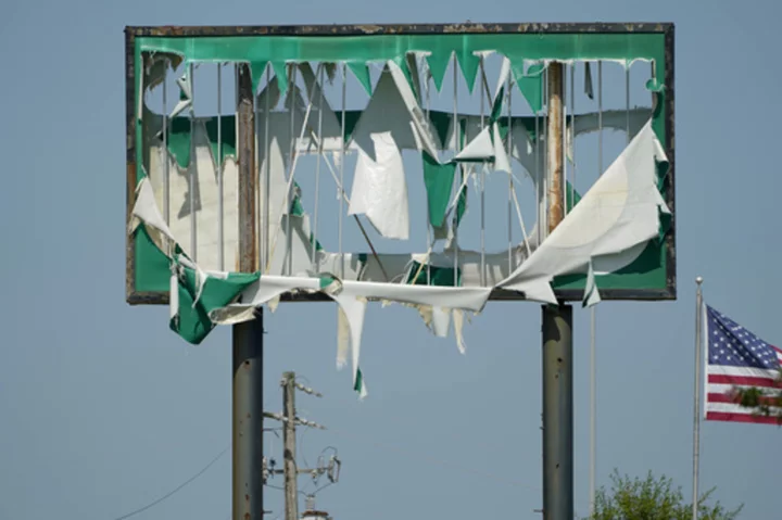 1 dead, nearly 2 dozen injured after multiple tornadoes sweep through Mississippi