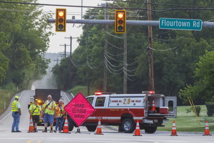 Freight train derails in southeast Pennsylvania, but no known injuries or hazards