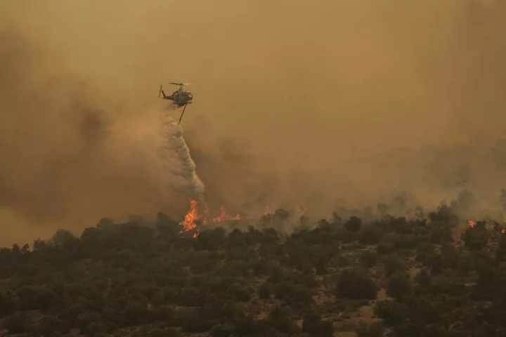 Greece fires: Which islands are affected and how long will the wildfires last?