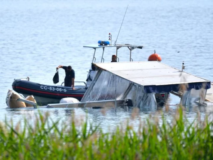 All passengers on boat that sank on Italy lake had worked for security or defense services