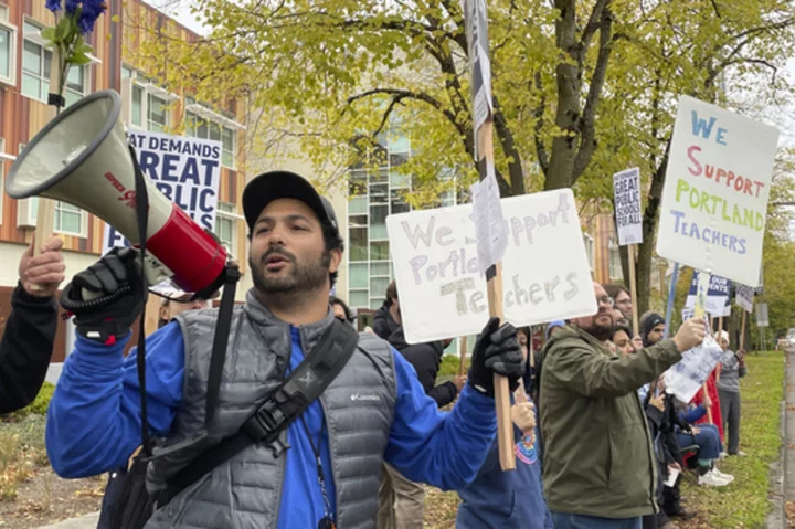 Schools in Portland, Oregon, reach tentative deal with teachers union after nearly month-long strike