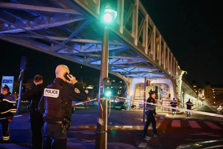 One dead, two injured after man attacks tourists near Paris Eiffel Tower