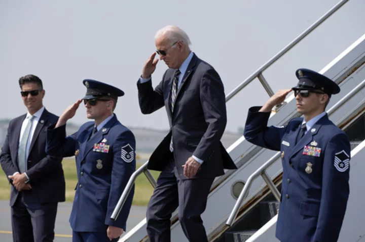 Biden seeing collapsed stretch of Interstate 95 from the air over Philadelphia