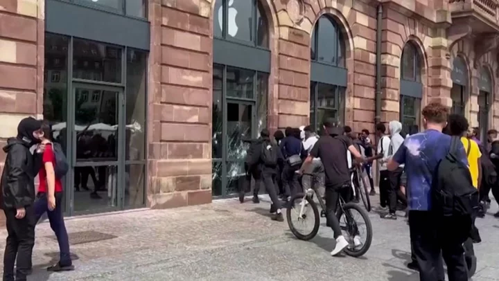 Rioters attack Strasbourg Apple store over Paris police shooting