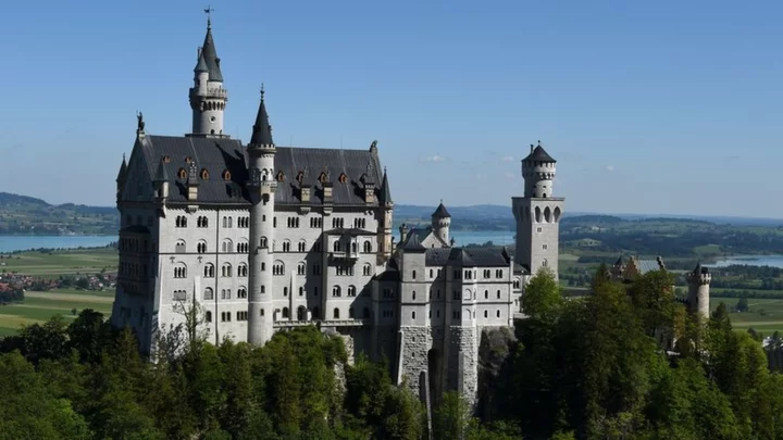 Neuschwanstein: US man charged over deadly attack at famed German castle