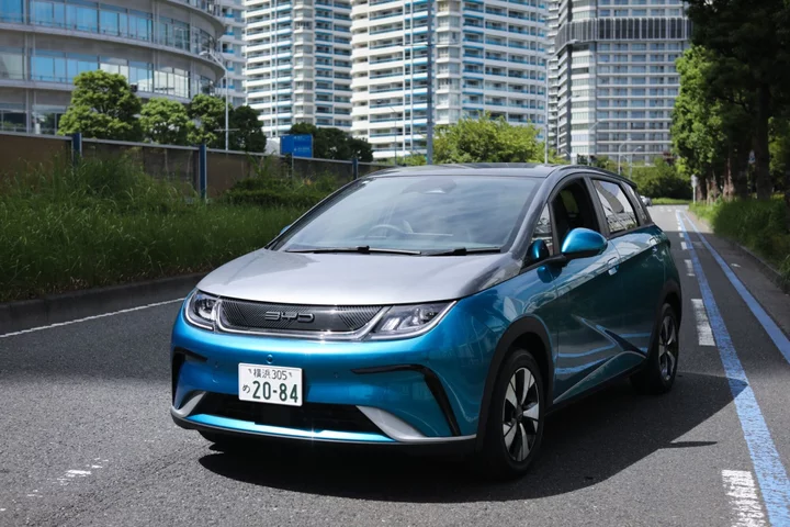 Japan’s Carmakers Stage Show to Demonstrate Real EV Ambition