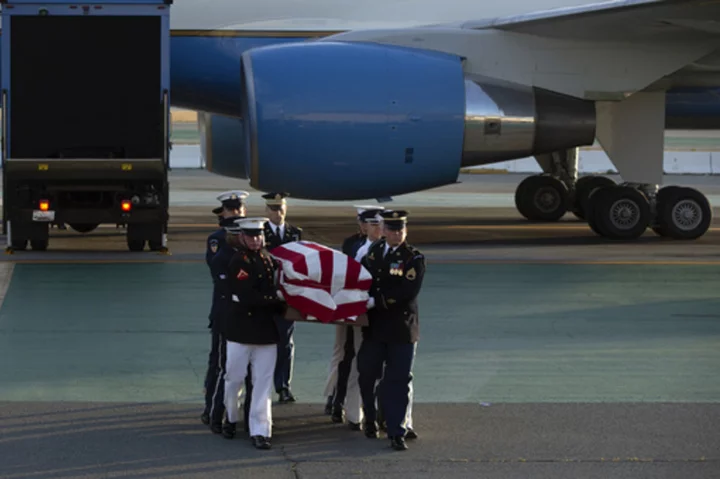 California Sen. Dianne Feinstein's body returns to San Francisco on military flight