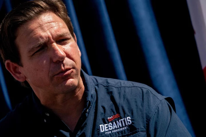 Ron DeSantis faces ‘pudding fingers’ chant and other protests during Iowa campaign stop