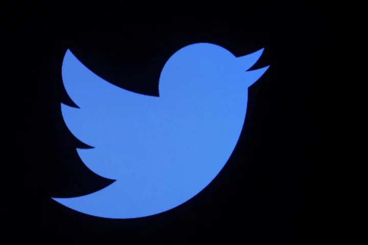 Twitter says users must be verified to access TweetDeck