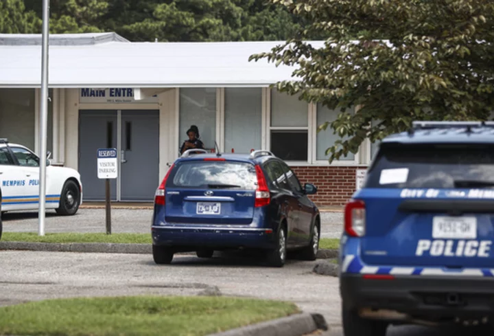 Man accused of firing shots outside Jewish school in Tennessee charged with multiple crimes