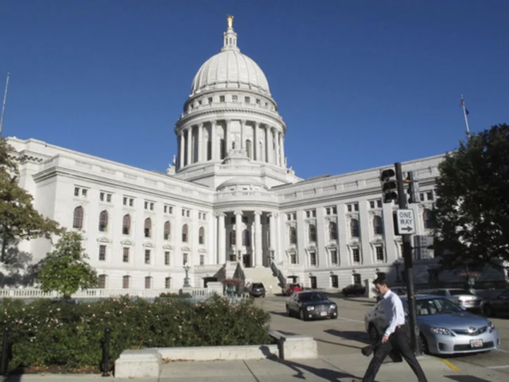 Wisconsin Supreme Court asked to draw new legislative boundaries over Republican objections