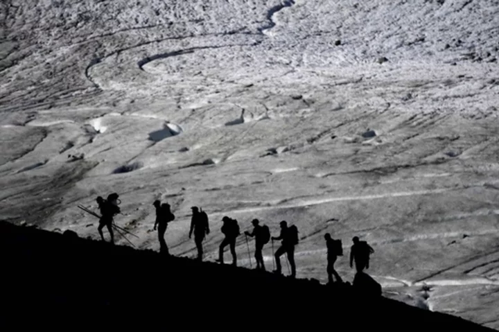 AP PHOTOS: In the warming Alps, Austria's melting glaciers are in their final decades