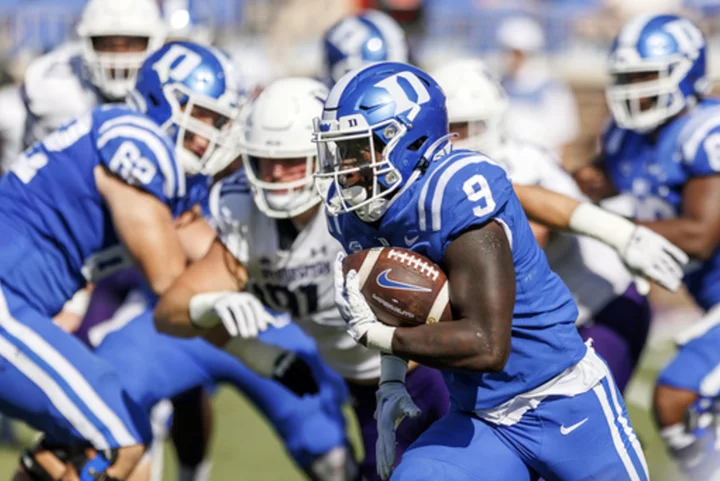 Riley Leonard runs for two touchdowns to lead No. 21 Duke over Northwestern 38-14