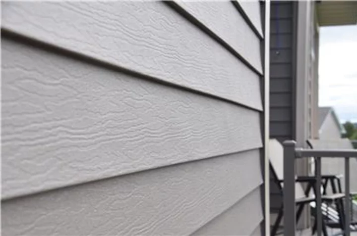 Klauer Manufacturing Company Makes Houses a Little “Richer” with Klauer Elite Steel Siding