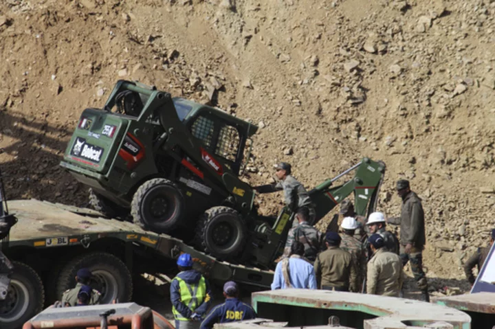 Rescuers attempt manual digging to free 41 Indian workers trapped for over 2 weeks in tunnel