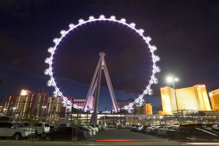 Las Vegas union reaches deal with Caesars, averting strike