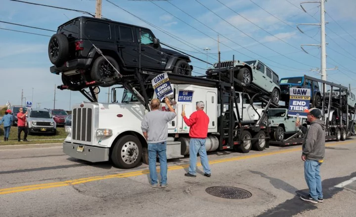 UAW strike against Detroit Three automakers enters third day