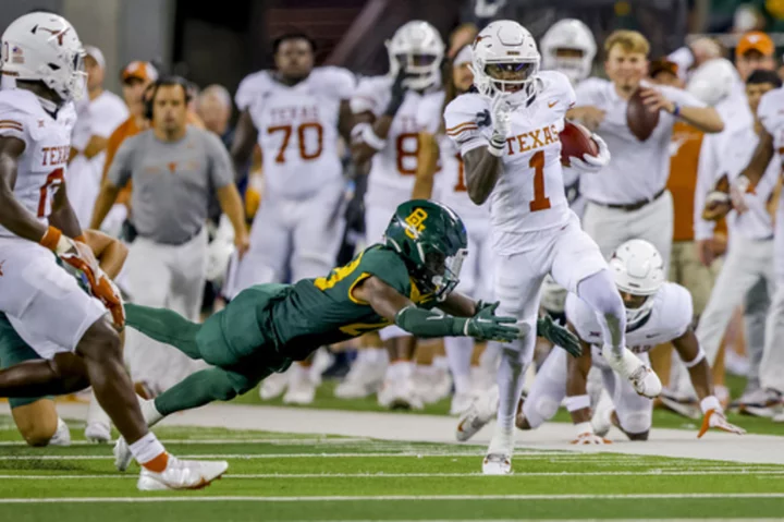 Brooks and defense lead No. 3 Texas into final Big 12 season with dominant 38-6 win at Baylor