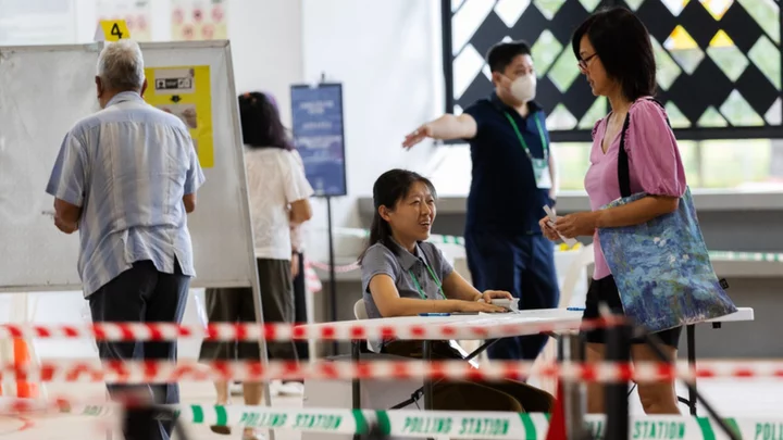 Singaporeans vote for ceremonial president after rare political scandals