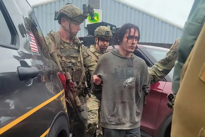 Pennsylvania fugitive captured, ending two-week manhunt