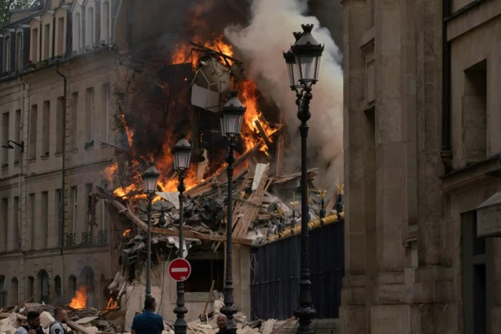 Second person dies after Paris building collapse