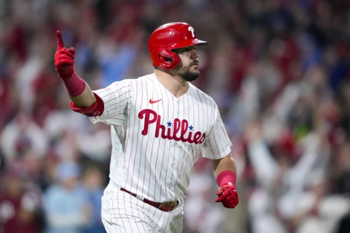 Schwarber homers twice, Turner goes deep, Phillies power past Arizona 10-0 in Game 2 of NLCS