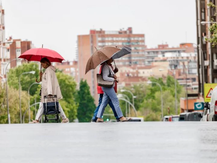 Madrid residents told to stay indoors as Spanish capital braces for torrential rain