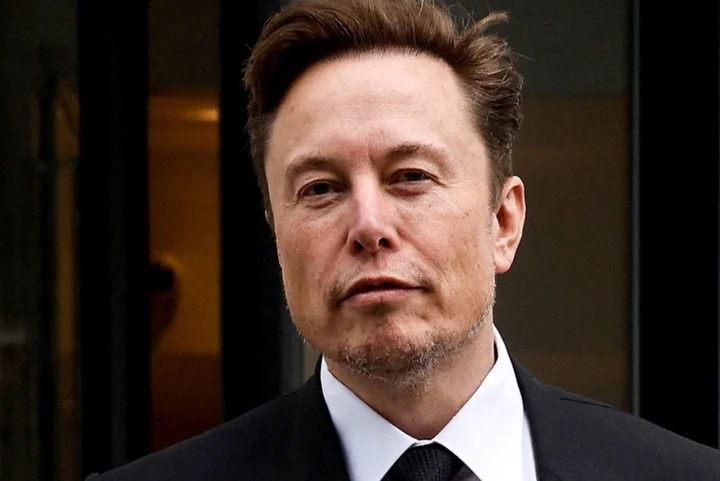 US lawmakers seek probe of how Elon Musk's brain chip venture oversees animal experiments