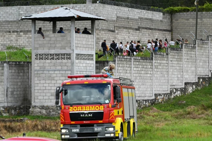 Over 40 dead in gang violence, fire at Honduras women's prison