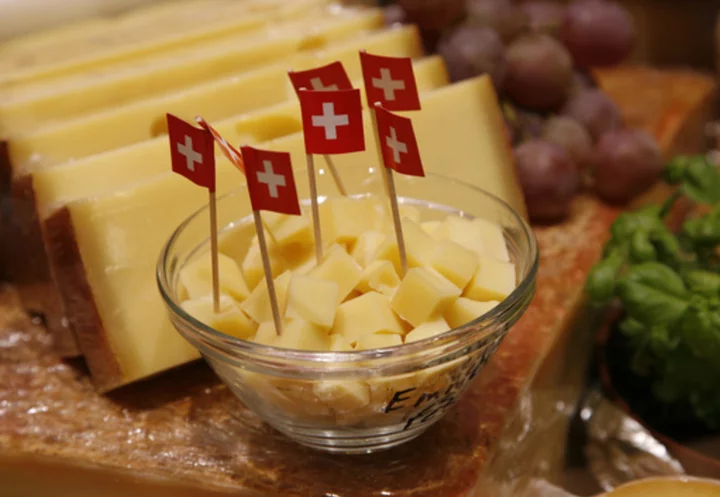 Switzerland to become a net importer of cheese this year for the first time