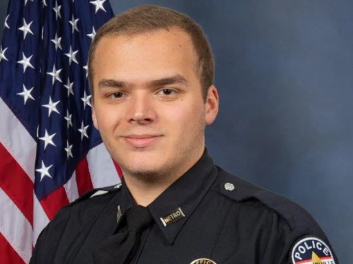 The officer shot in the head during a Louisville bank shooting is going home after 109 days in the hospital