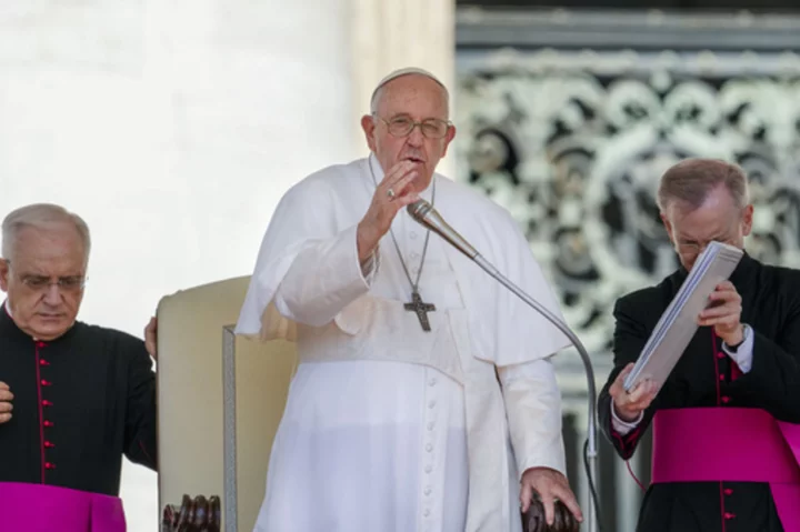 Pope spends first night in hospital after surgery to remove intestinal scar tissue, repair hernia