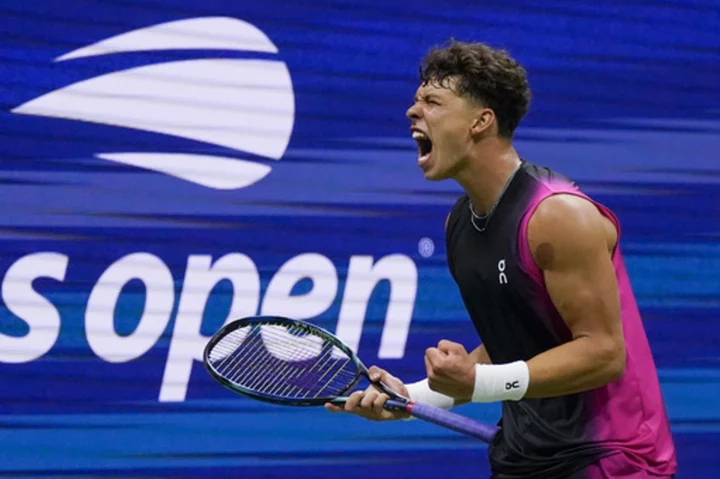 Ben Shelton tops Frances Tiafoe at the US Open for his first Slam semifinal. Novak Djokovic is next