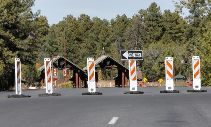 Utah and Arizona will pay to keep national parks open if federal government shutdown occurs